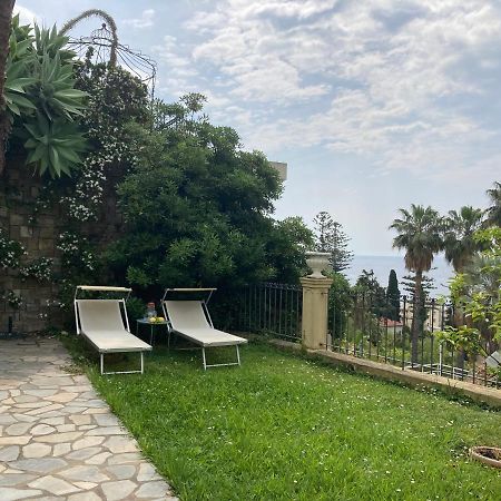 Villa Provenzale Sanremo Bagian luar foto