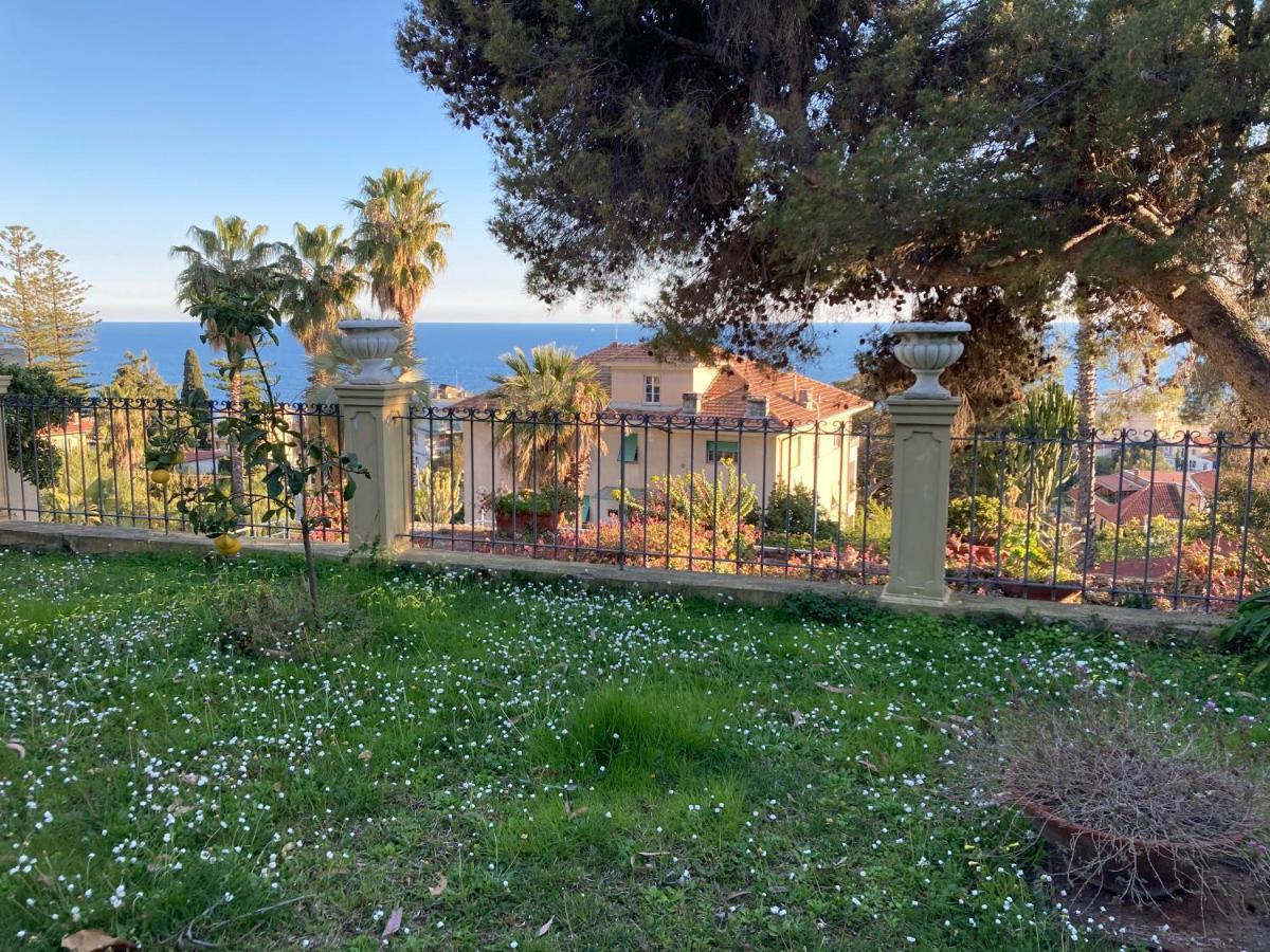 Villa Provenzale Sanremo Bagian luar foto